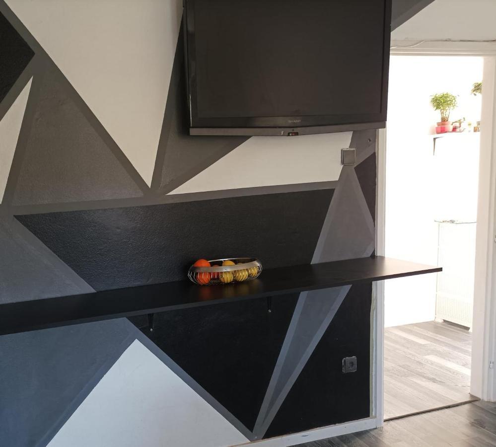 셀리네 Apartman Modric 아파트 외부 사진